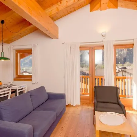 Lovely Apt In Pinzolo Val Rendena 7 Exterior photo